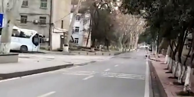 Kota Mati dan Teriakan 'Wuhan Jiayou' yang Bikin Merinding